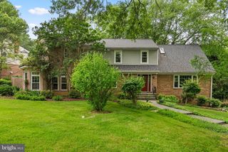 1 ORCHARD WAY S, Potomac, MD 20854
