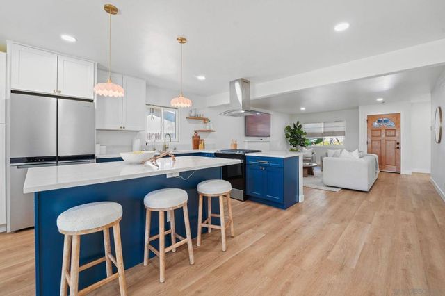 336 Cadillac Circle, Oceanside, CA 92054