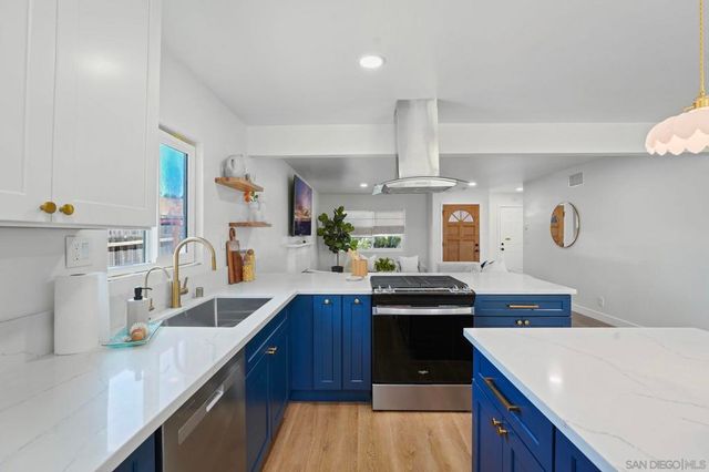 336 Cadillac Circle, Oceanside, CA 92054