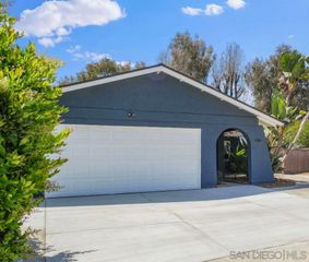 336 Cadillac Circle, Oceanside, CA 92054