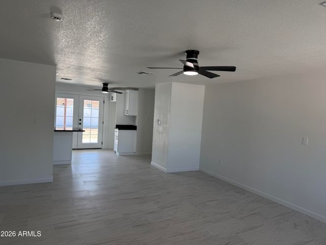 1641 W ANDORRA Drive, Phoenix, AZ 85029