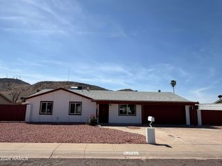 1641 W ANDORRA Drive, Phoenix, AZ 85029