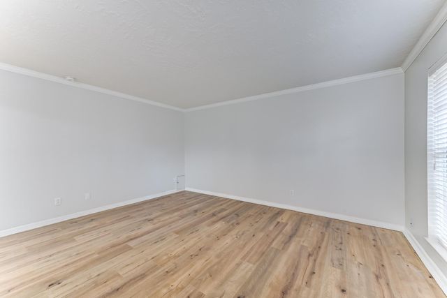 3224 Timmons Lane 157, Houston, TX 77027