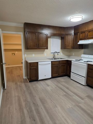 900 Peppermill Road A, Chattanooga, TN 37411
