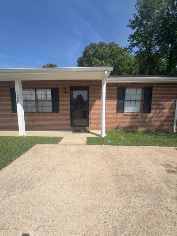 900 Peppermill Road A, Chattanooga, TN 37411
