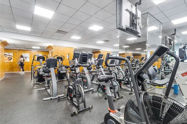 303 E 57th St Apt 28D, New York City, NY 10022
