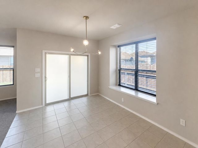 5601 Portola Lane, Denton, TX 76208