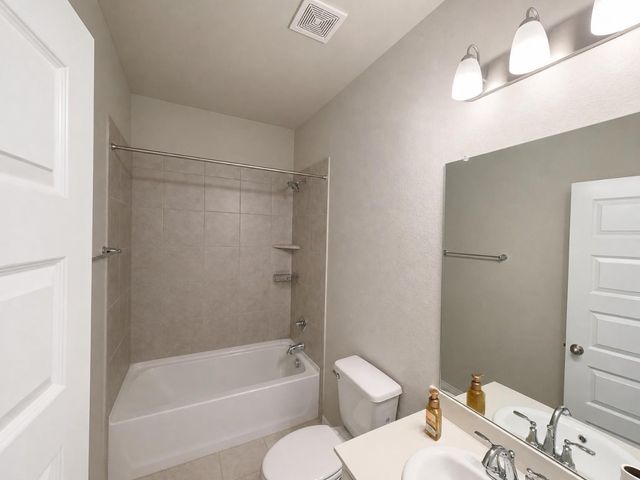 5601 Portola Lane, Denton, TX 76208