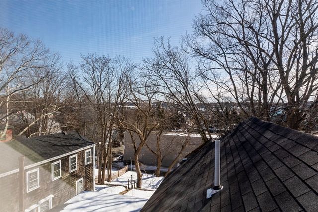 108 Washington Street 2, Marblehead, MA 01945