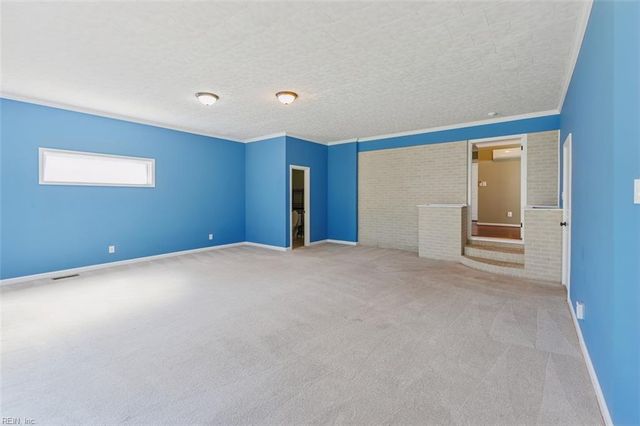 2023 Richard AVE, Hampton, VA 23664
