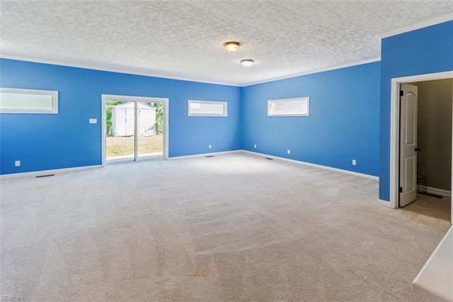 2023 Richard AVE, Hampton, VA 23664