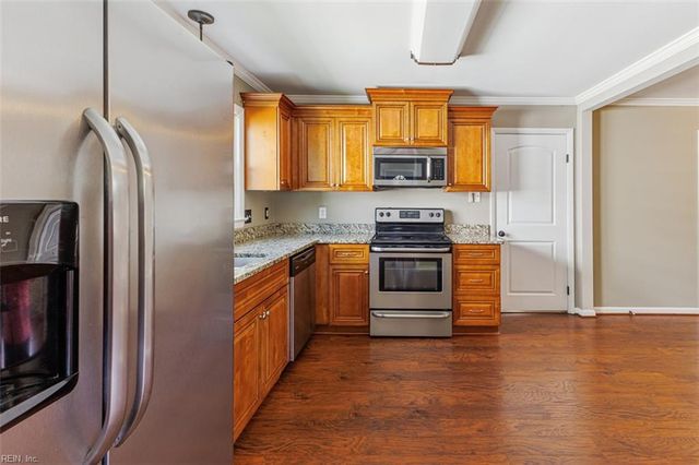 2023 Richard AVE, Hampton, VA 23664