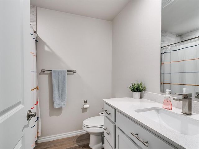 8400 NW 162nd Street, Edmond, OK 73013