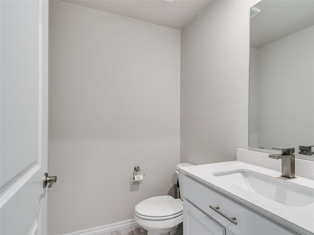 8400 NW 162nd Street, Edmond, OK 73013