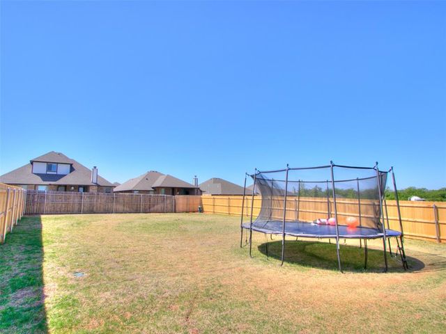 8400 NW 162nd Street, Edmond, OK 73013