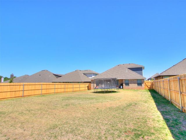 8400 NW 162nd Street, Edmond, OK 73013
