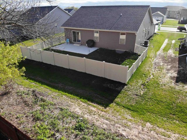 N9339 GEMSTONE COURT, Appleton, WI 54915