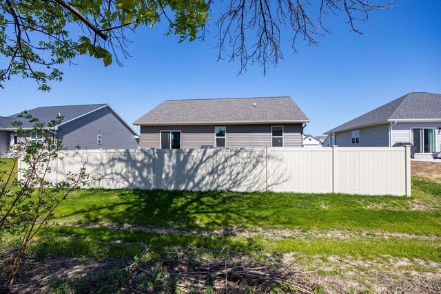 N9339 GEMSTONE COURT, Appleton, WI 54915