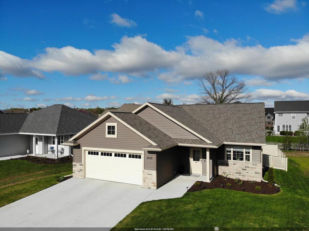 N9339 GEMSTONE COURT, Appleton, WI 54915