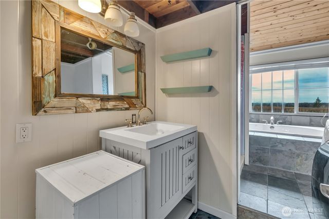 24809 SE 235th Place, Maple Valley, WA 98038