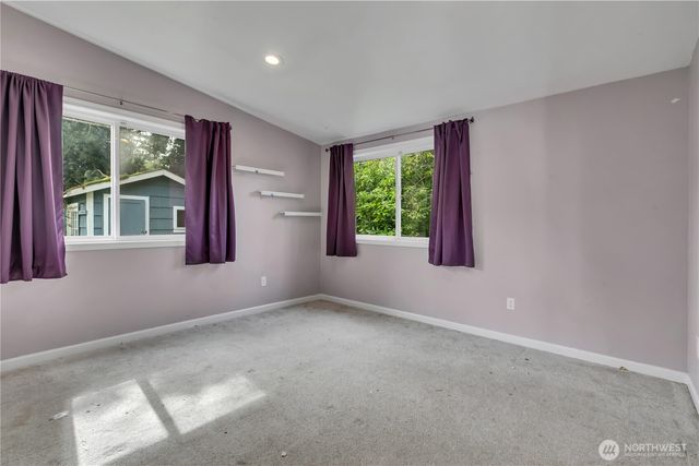 24809 SE 235th Place, Maple Valley, WA 98038