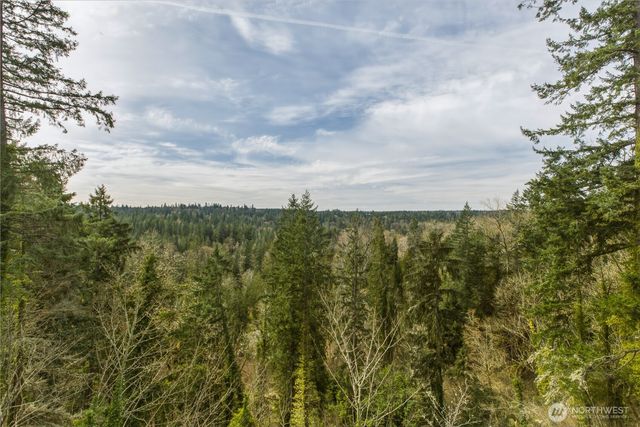 24809 SE 235th Place, Maple Valley, WA 98038