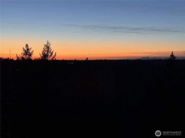 24809 SE 235th Place, Maple Valley, WA 98038