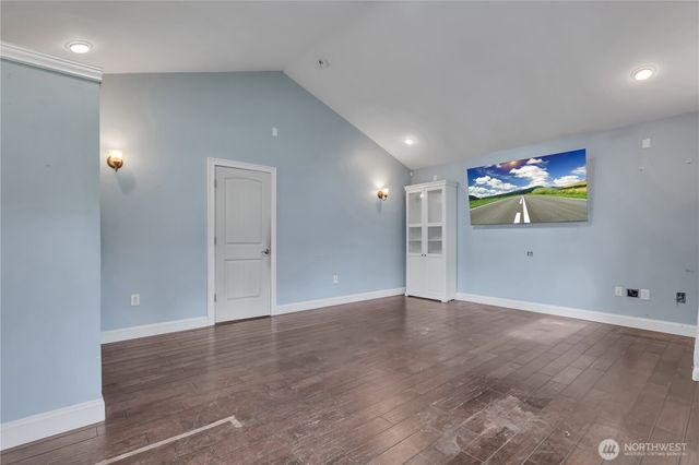 24809 SE 235th Place, Maple Valley, WA 98038