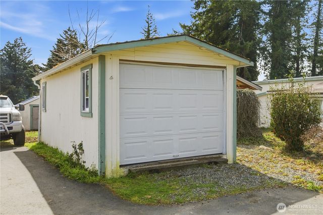 24809 SE 235th Place, Maple Valley, WA 98038