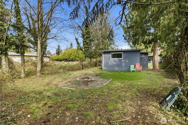 24809 SE 235th Place, Maple Valley, WA 98038