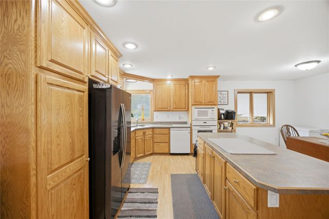 4120 Colfax Avenue, Des Moines, IA 50317