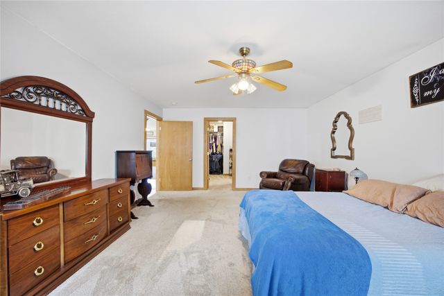 4120 Colfax Avenue, Des Moines, IA 50317