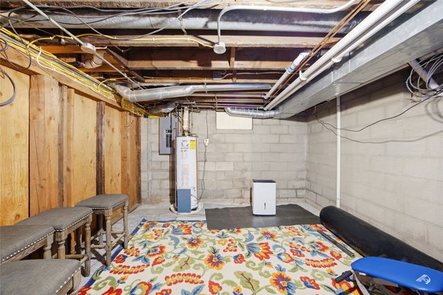 4120 Colfax Avenue, Des Moines, IA 50317