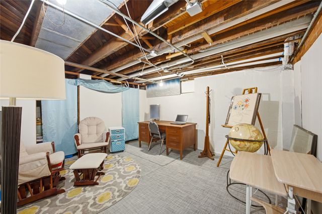 4120 Colfax Avenue, Des Moines, IA 50317