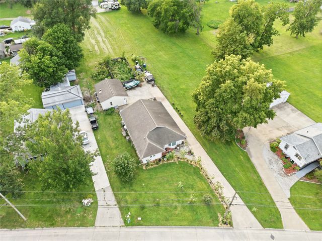 4120 Colfax Avenue, Des Moines, IA 50317