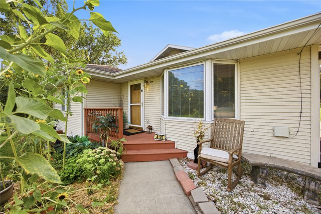 4120 Colfax Avenue, Des Moines, IA 50317
