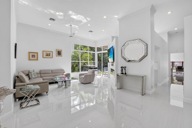 6356 NW 25th Way, Boca Raton, FL 33496