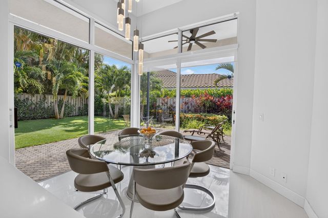 6356 NW 25th Way, Boca Raton, FL 33496