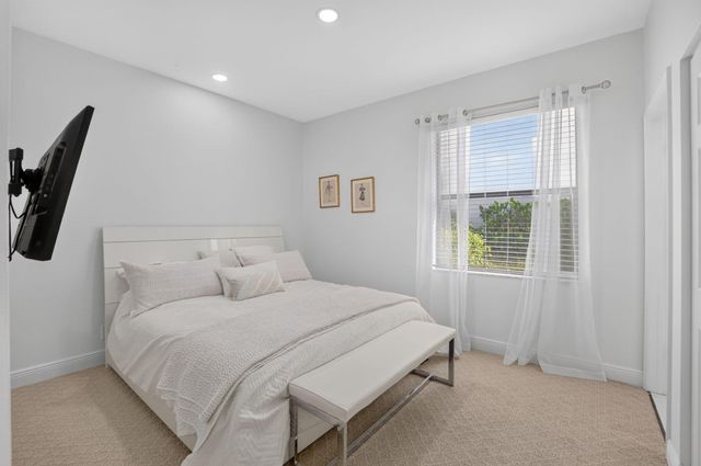 6356 NW 25th Way, Boca Raton, FL 33496