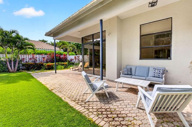 6356 NW 25th Way, Boca Raton, FL 33496