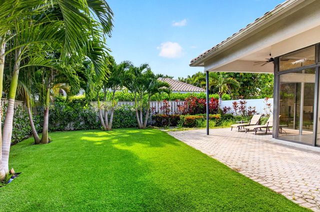6356 NW 25th Way, Boca Raton, FL 33496