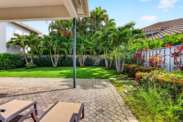 6356 NW 25th Way, Boca Raton, FL 33496
