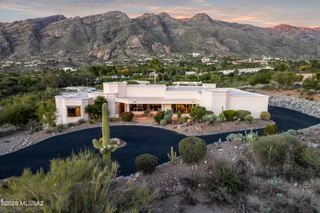 4910 E Mission Hill Drive, Tucson, AZ 85718