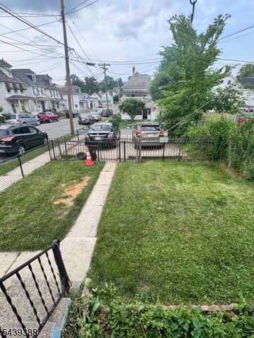17 Railroad Ave, Phillipsburg Town, NJ 08865