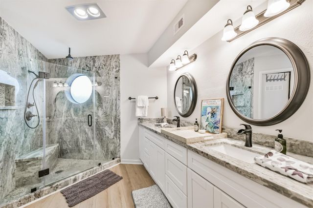 18611 W De Vaca Lane, Galveston, TX 77554