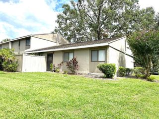 8002 HIBISCUS DRIVE 8002, Temple Terrace, FL 33637