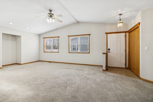 225 Morrow Street D, Somonauk, IL 60552