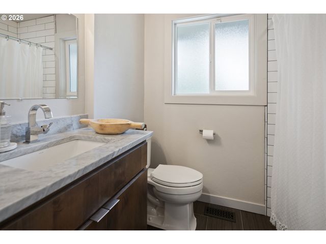 1003 Nw 62ND St, Vancouver, WA 98663