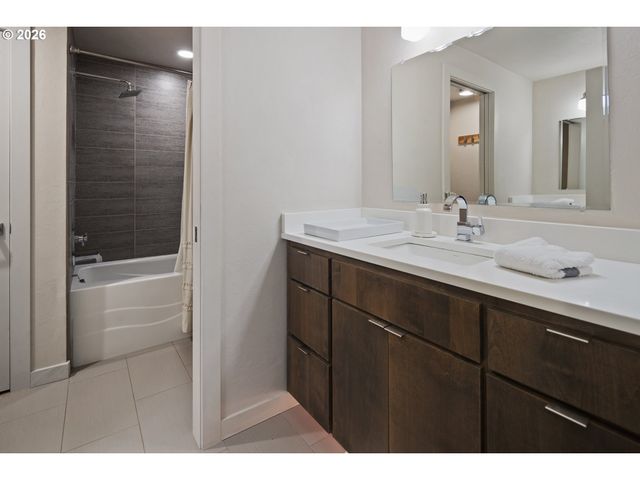 1003 Nw 62ND St, Vancouver, WA 98663