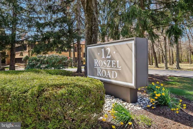 12 ROSZEL RD #B103, Princeton, NJ 08540